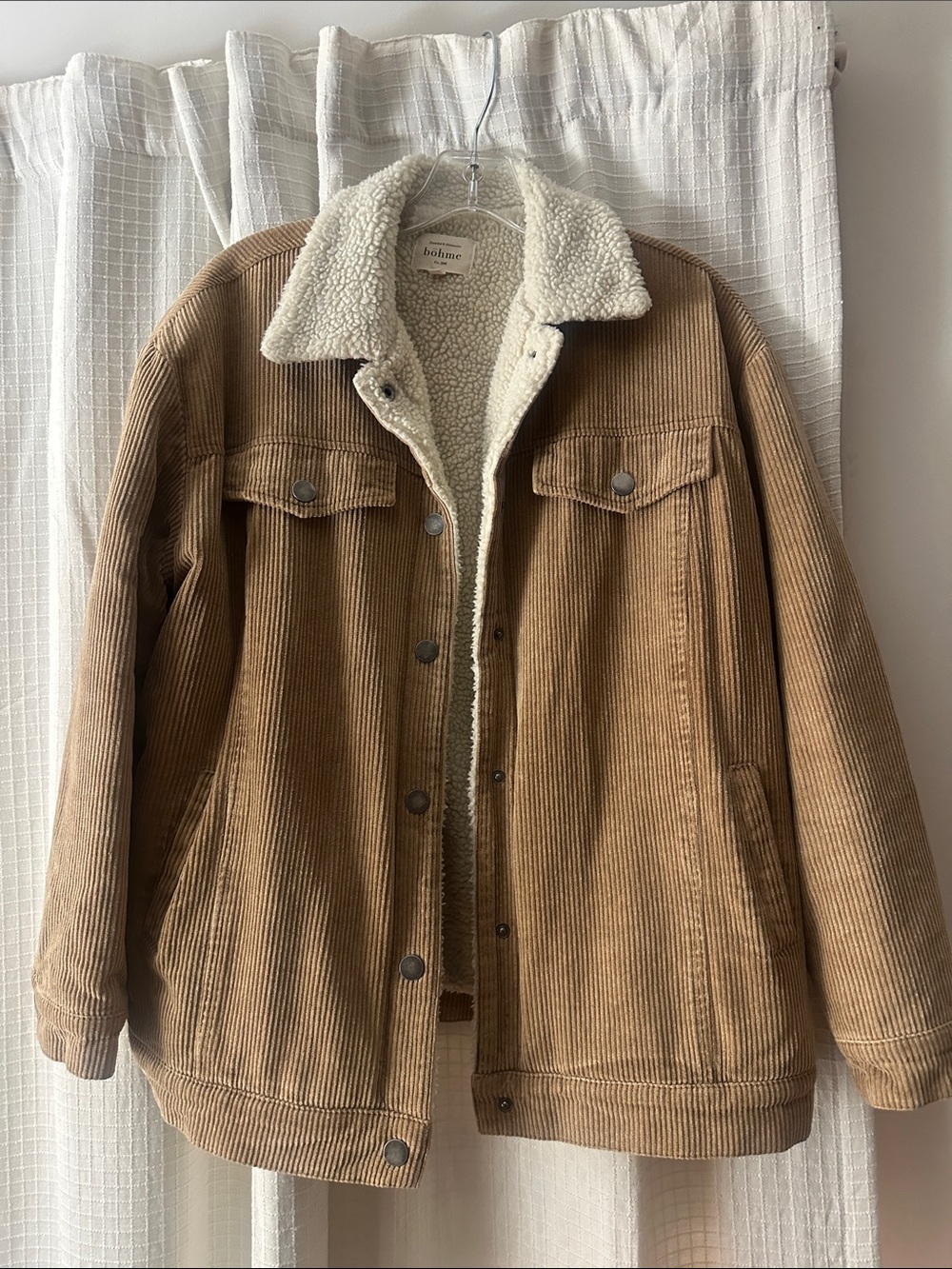 boutique oversized  tan corduroy sherpa Jacket. small. non smoker